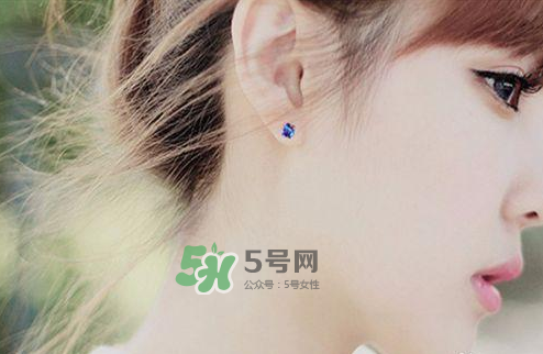 8月份可以打耳洞嗎？八月份可以打耳洞嗎？