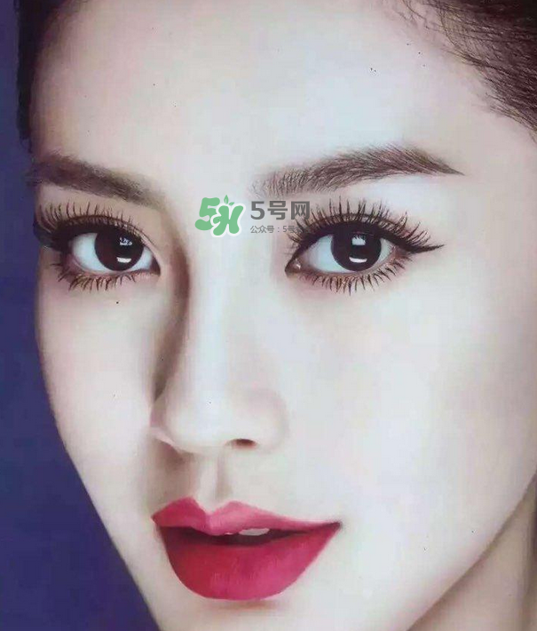 做美瞳線可以化妝嗎？紋美瞳線多久可以化妝？