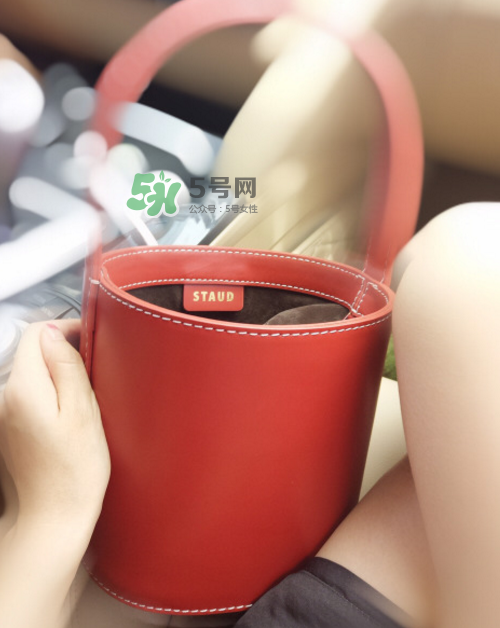 staud水桶包多少錢？staud水桶包專柜價(jià)格