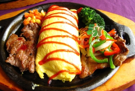 蛋包飯蛋皮需要加入什么？蛋包飯有什么營養(yǎng)