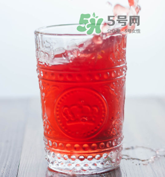中暑能喝酸梅湯嗎？酸梅湯中暑能不能喝？
