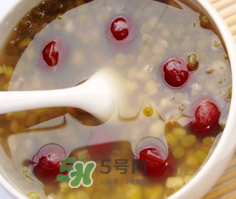 綠豆湯能防中暑嗎？喝綠豆湯能預(yù)防中暑嗎？