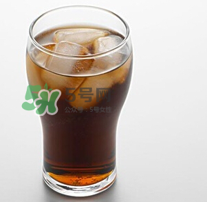 碳酸飲料放冰箱冷凍爆炸 碳酸飲料能放冷凍層嗎？
