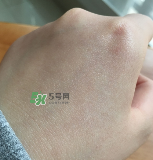 理膚泉晚安蜜怎么樣？理膚泉夜間修護(hù)乳好用嗎？