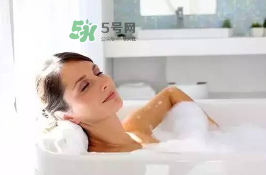 三伏天艾灸后能洗澡嗎？三伏天艾灸后注意事項