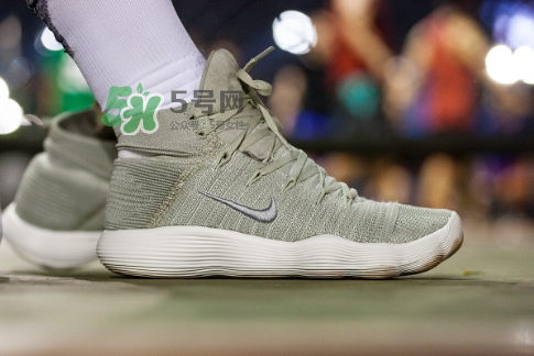 nike react hyperdunk 2017腳感怎么樣？hyperdunk 2017實(shí)戰(zhàn)測(cè)評(píng)