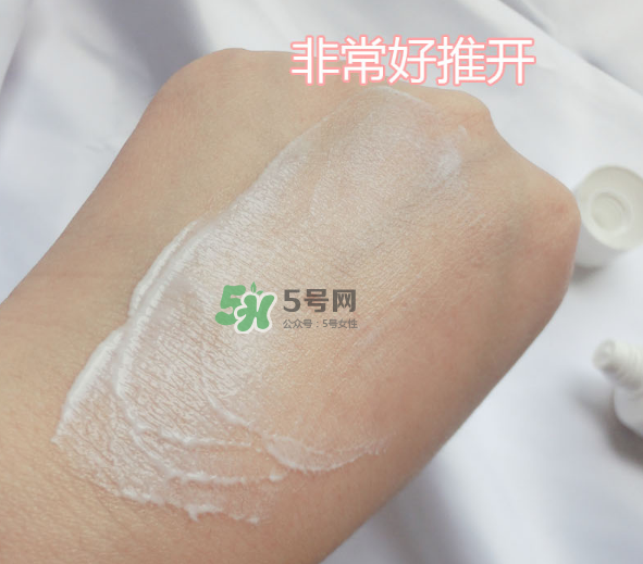 雅漾舒緩保濕面膜用法 雅漾舒緩保濕面膜怎么樣？