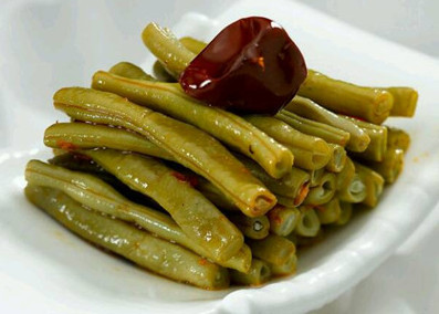 酸豇豆炒什么好吃？酸豇豆可以炒什么