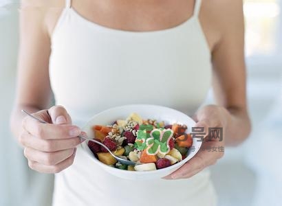 坐月子吃素應(yīng)該吃什么？吃素坐月子怎么坐？