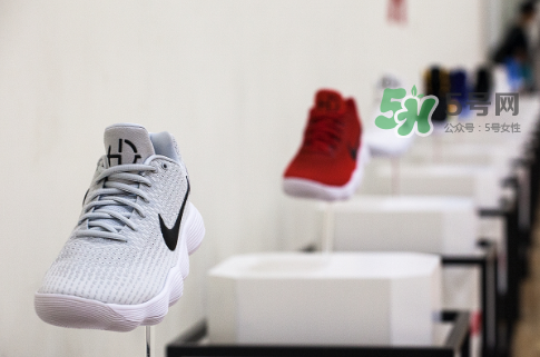 nike hyperdunk 2017尺碼怎么選？hyperdunk2017鞋碼正嗎？