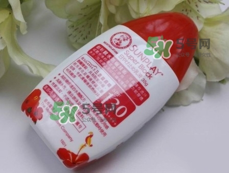 新碧戶外驕陽防曬乳防曬黑嗎？新碧戶外驕陽防曬乳能涂臉嗎