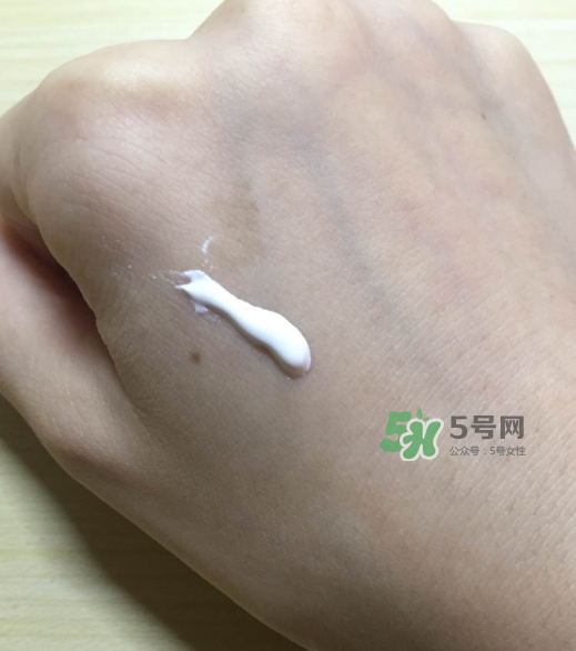 溫碧泉防曬霜價(jià)格表 溫碧泉防曬霜多少錢(qián)？
