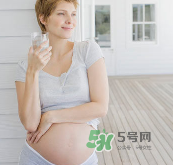 頭胎有邊生邊入盆的嗎？頭胎遲遲不入盆怎么辦？