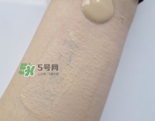 mac小滴管粉底液怎么用？mac滴管粉底液使用心得