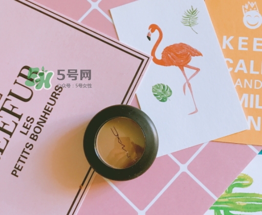 mac焦點(diǎn)小眼影怎么樣？mac時(shí)尚焦點(diǎn)小眼影好用嗎