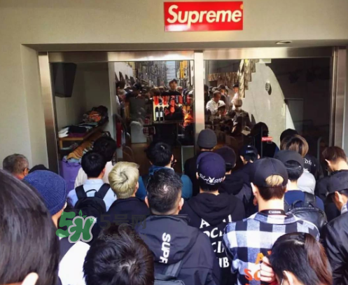 supreme噴錢(qián)槍多少錢(qián)？supreme鈔票槍價(jià)格