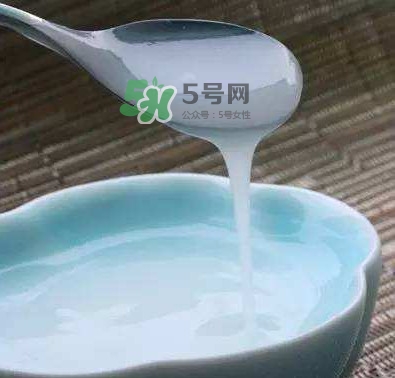 仙草凍熬好多久能成型？仙草凍添加什么才會(huì)結(jié)凍