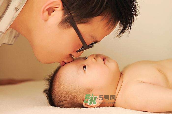 孩子違反規(guī)范時(shí)，如何才能避免親子沖突