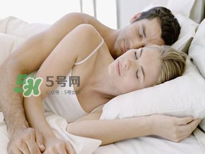 安全套越薄越好嗎？超薄避孕套會破嗎？