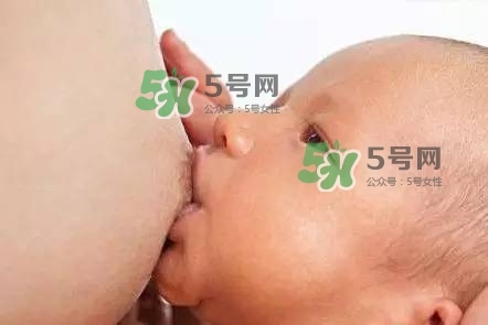 坐月子要穿內(nèi)衣嗎？坐月子不穿內(nèi)衣胸會(huì)下垂嗎？