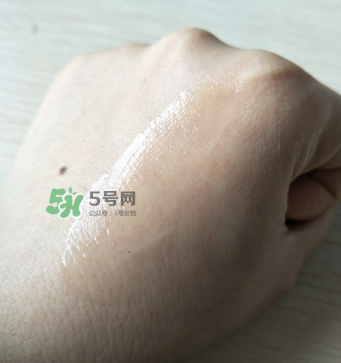 溫碧泉明星復(fù)合水精華多少錢？溫碧泉明星復(fù)合水精華價(jià)格