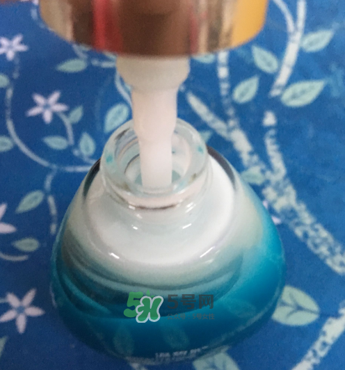 溫碧泉明星復(fù)合水精華怎么用？溫碧泉明星復(fù)合水精華用法