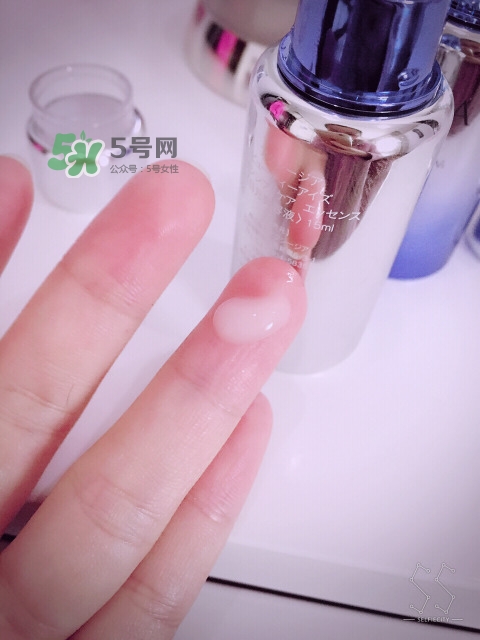 axxzia曉姿眼部精華怎么樣？曉姿眼部精華怎么用