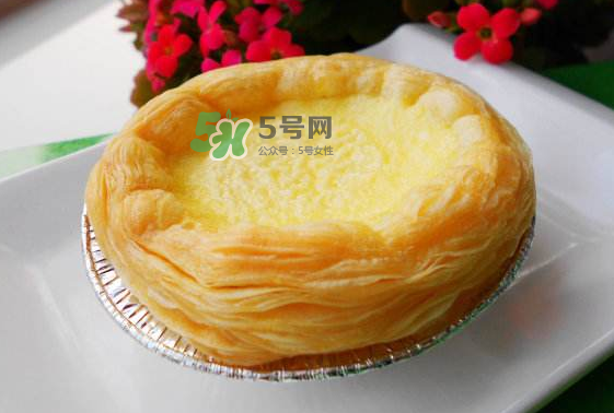 烤蛋撻烤箱預(yù)熱要多久？烤蛋撻用上火還是下火？