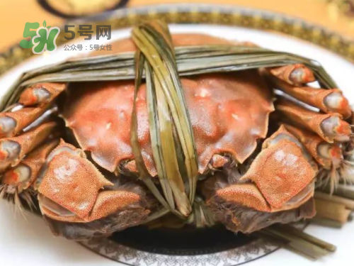 大閘蟹可以帶上飛機(jī)嗎？坐飛機(jī)可以帶大閘蟹嗎？