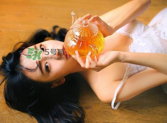 避孕藥怎么吃？避孕藥能調(diào)理月經(jīng)嗎？