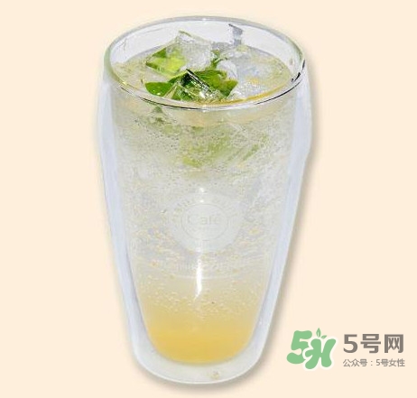 蘇打水是什么水？蘇打水喝多了會(huì)怎么樣？