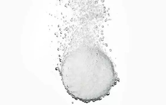蘇打水是碳酸飲料嗎？蘇打水和碳酸飲料的區(qū)別