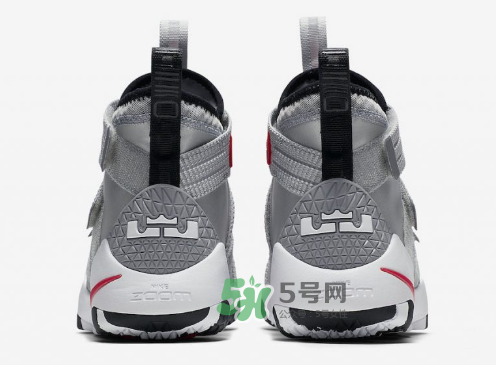 nike lebron soldier 11 silver bullet銀灰配色什么時(shí)候發(fā)售？