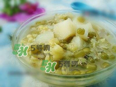 荸薺可以生吃嗎？女人吃荸薺有什么好處？