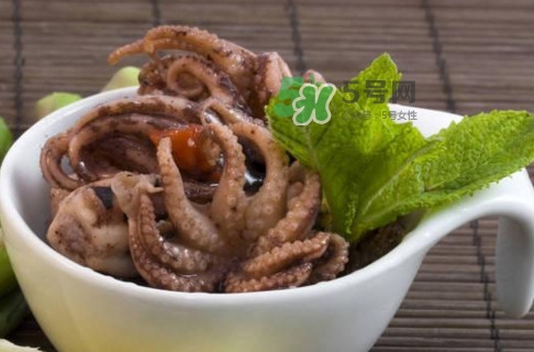 章魚(yú)可以生吃嗎？生吃章魚(yú)的危害