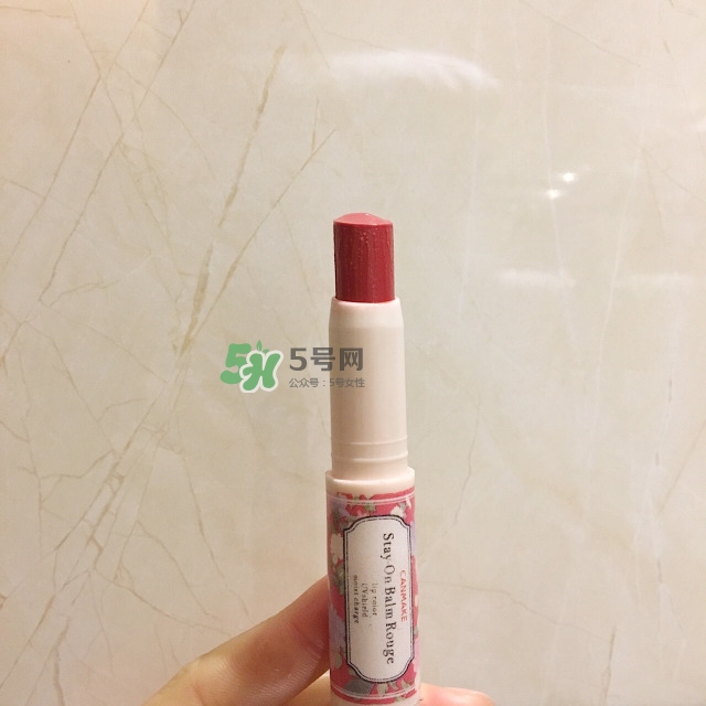 保濕口紅哪個(gè)牌子好？什么牌子的口紅保濕效果好