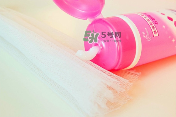 碧柔卸妝潔面乳好用嗎？碧柔卸妝潔面乳怎么用？