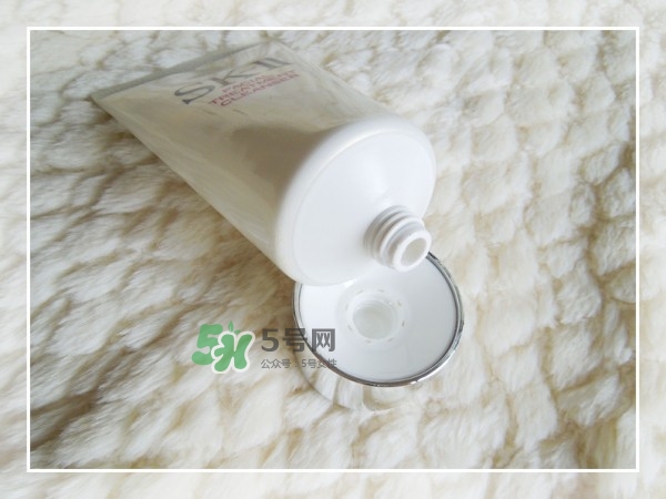 SK2護(hù)膚潔面霜怎么樣？sk2潔面霜是洗面奶嗎？