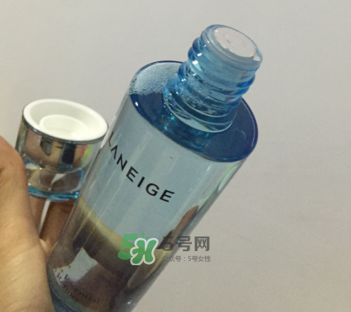 蘭芝水凝輕盈精華水怎么樣？蘭芝水凝輕盈精華水好用嗎？