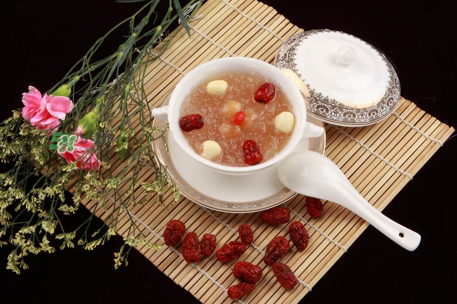 產(chǎn)后吃燕窩有什么好處？產(chǎn)后多久可以吃燕窩？
