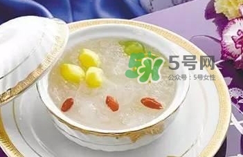 燕窩里面含有激素嗎？燕窩兒童吃了會不會性早熟？
