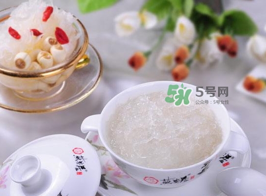 燕窩和銀耳可以一起燉嗎？燕窩和銀耳的口感區(qū)別