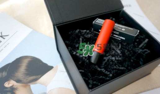 mac魅可立體凝彩唇膏怎么用？魅可立體凝彩唇膏真假辨別