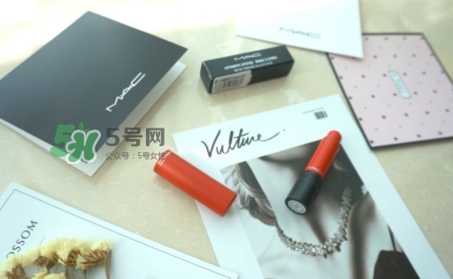 mac魅可立體凝彩唇膏怎么用？魅可立體凝彩唇膏真假辨別
