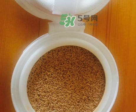 蘭蔻小粉盒氣墊多少錢？蘭蔻小粉盒氣墊專柜價(jià)格