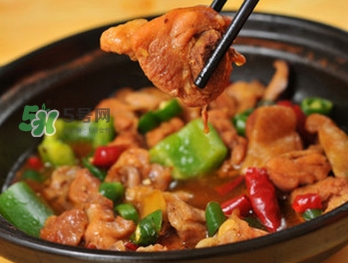 黃燜雞米飯多少錢(qián)一份？黃燜雞米飯?zhí)攸c(diǎn)是什么