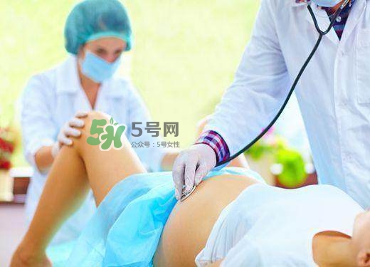 多胞胎順產(chǎn)怎么生？多胞胎剖腹產(chǎn)和單胎剖腹產(chǎn)的區(qū)別