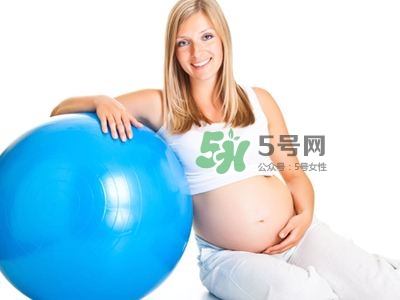 順產(chǎn)前做什么運動生得快？順產(chǎn)前吃什么有助分娩？