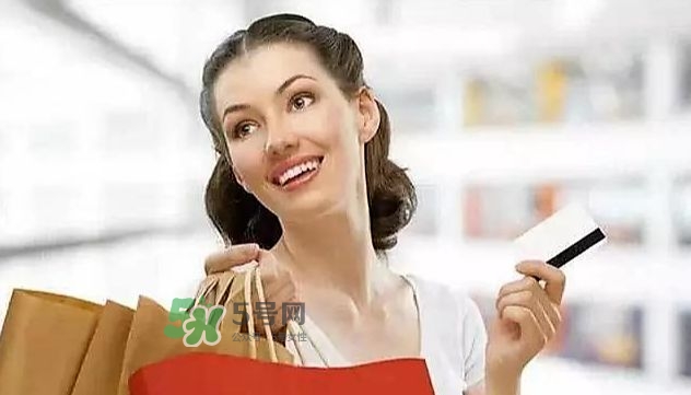 生孩子會(huì)遇到尷尬的事情有哪些？生孩子會(huì)變老嗎？