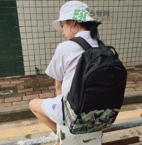 sprayground翅膀書包多少錢？sprayground雙肩包什么價位？